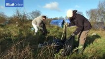 Calais Jungle migrants attack two journalists with a knife _ Daily Mail Online