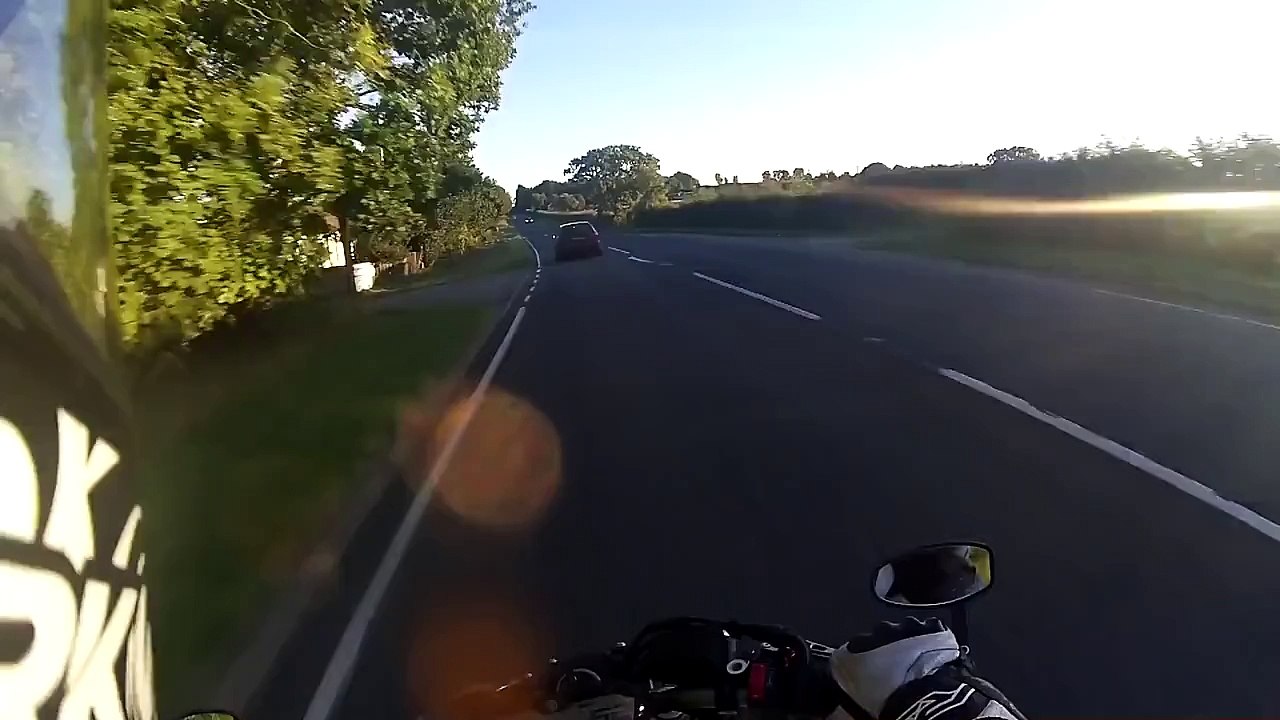 Reckless motorcycle driver near-miss incident