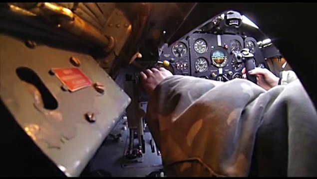 Супер Видео! Папа решил прокатить дочку на боевом самолёте - истребителе!