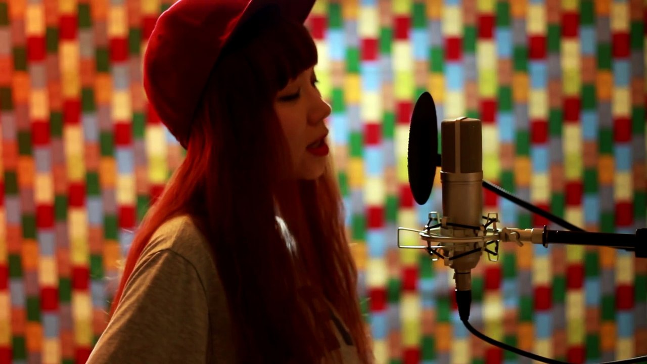 Ellie Goulding - Something In the Way You Move - Love Me Like You Do ( MASH UP cover )