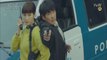 80년대 경찰홍보모델로 나선 김혜수, 조진웅 콤비의 거침없는 메소드 연기