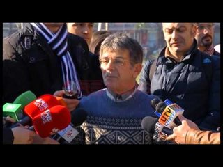 Parkingu te parku “Rinia”, Shoqëria Civile dhe ambientalistët në protestë- Ora News