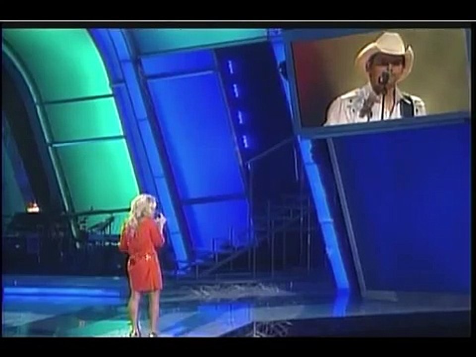 Carrie Underwood & Brad Paisley - "Louisiana Woman, Mississippi Man"