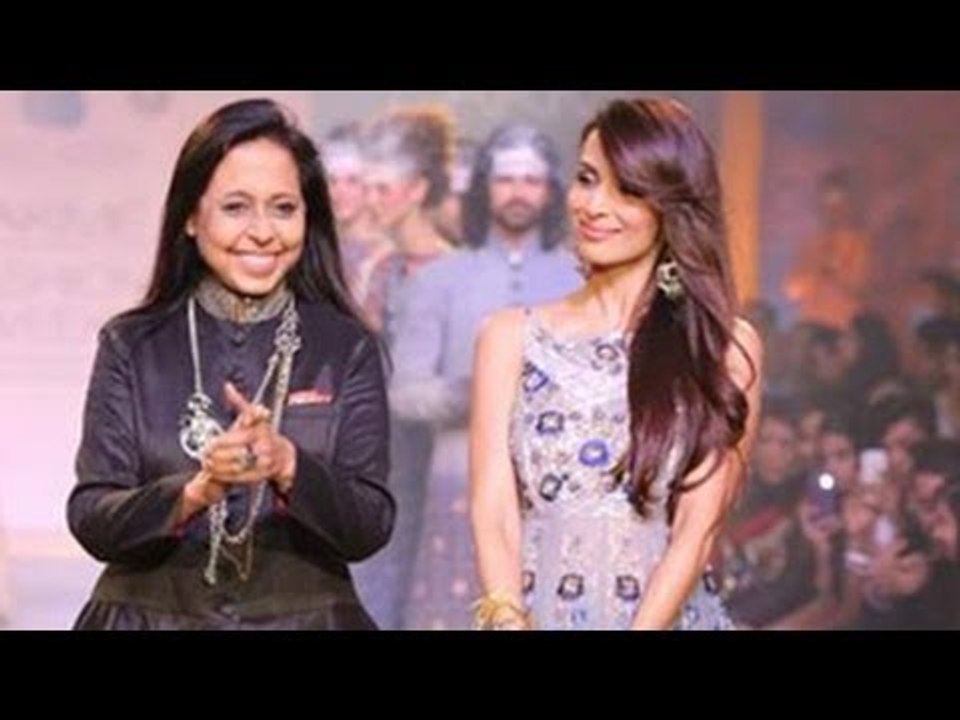 Malaika Arora Khan | Walks The Ramp @ Lakme Fashion Week 2014 !