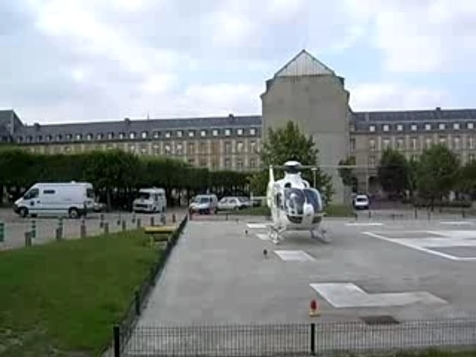 EC 135 SAMU IDF 23 mai 2007 départ du KB