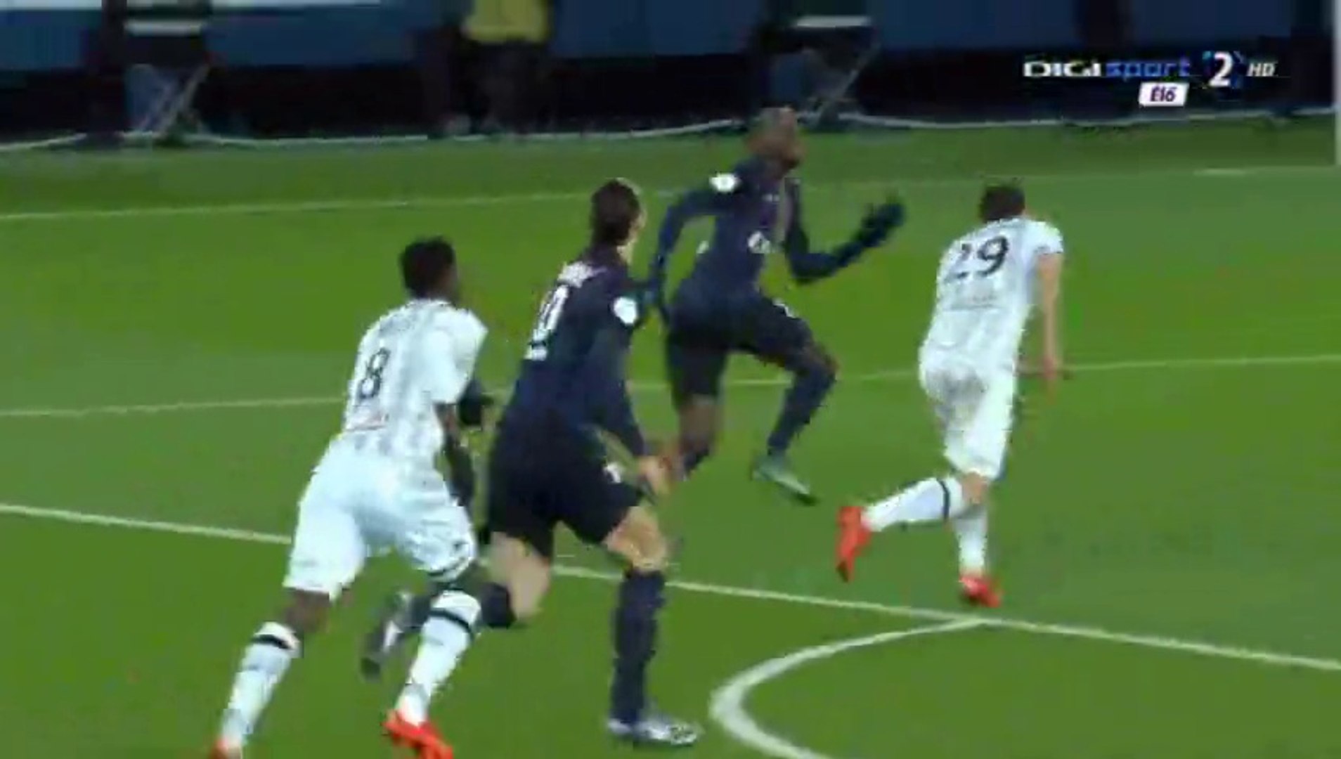 Goal Grégory VAN DER WIEL (54') / Paris Saint-Germain - Angers SCO (5-1)/  2015-16 