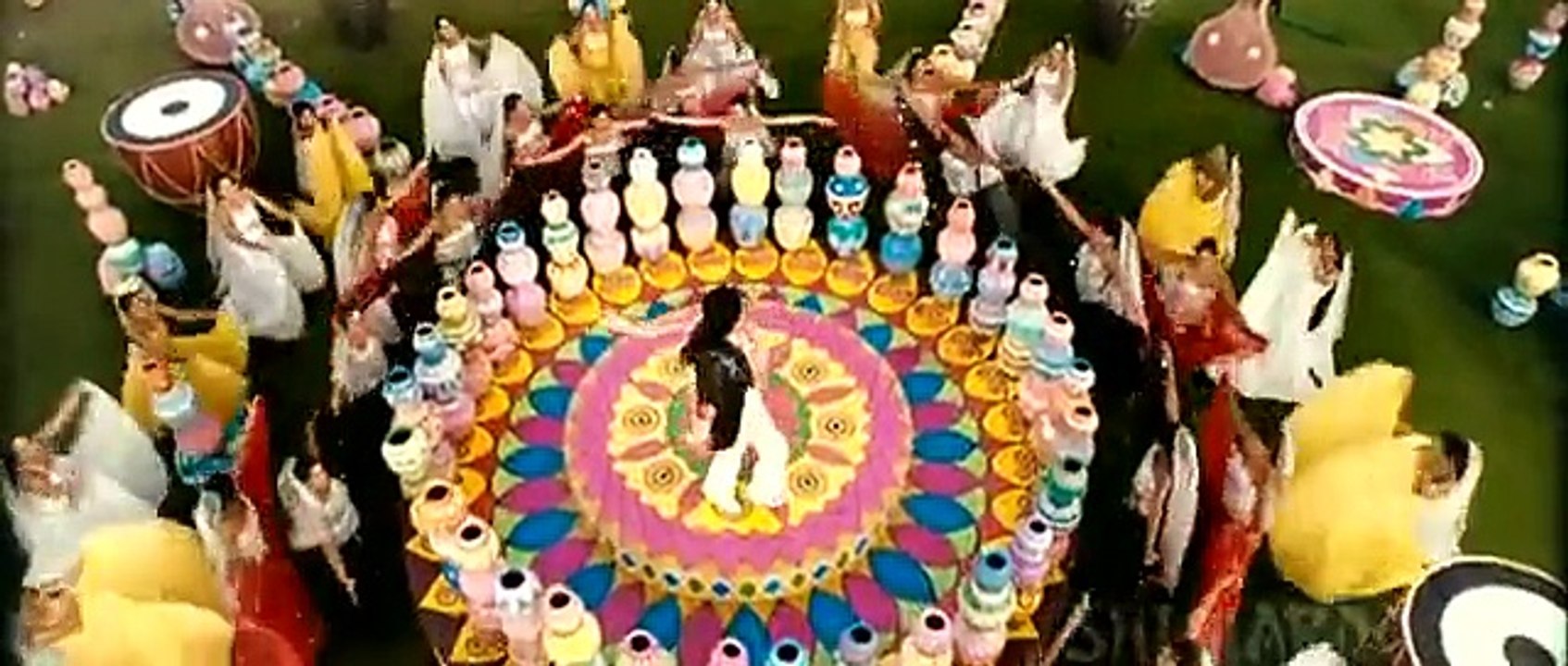 Ooh La La - The Dirty Picture (2011) 720p HD