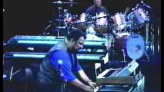 George Duke(RIP) with Billy Cobham - Rush Hour HD720 m2 Basscover2 Bob Roha