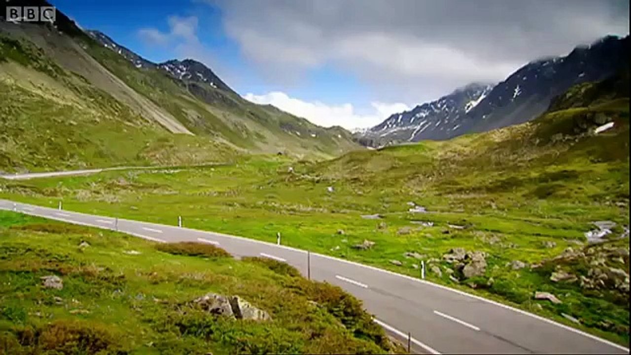 to uger operatør at føre Searching for Driving Heaven in 3 Supercars! (HQ) - Top Gear - Series 10 -  BBC - video Dailymotion