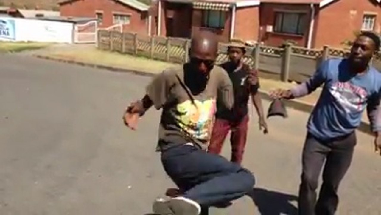 Funny belly dance video by a Black