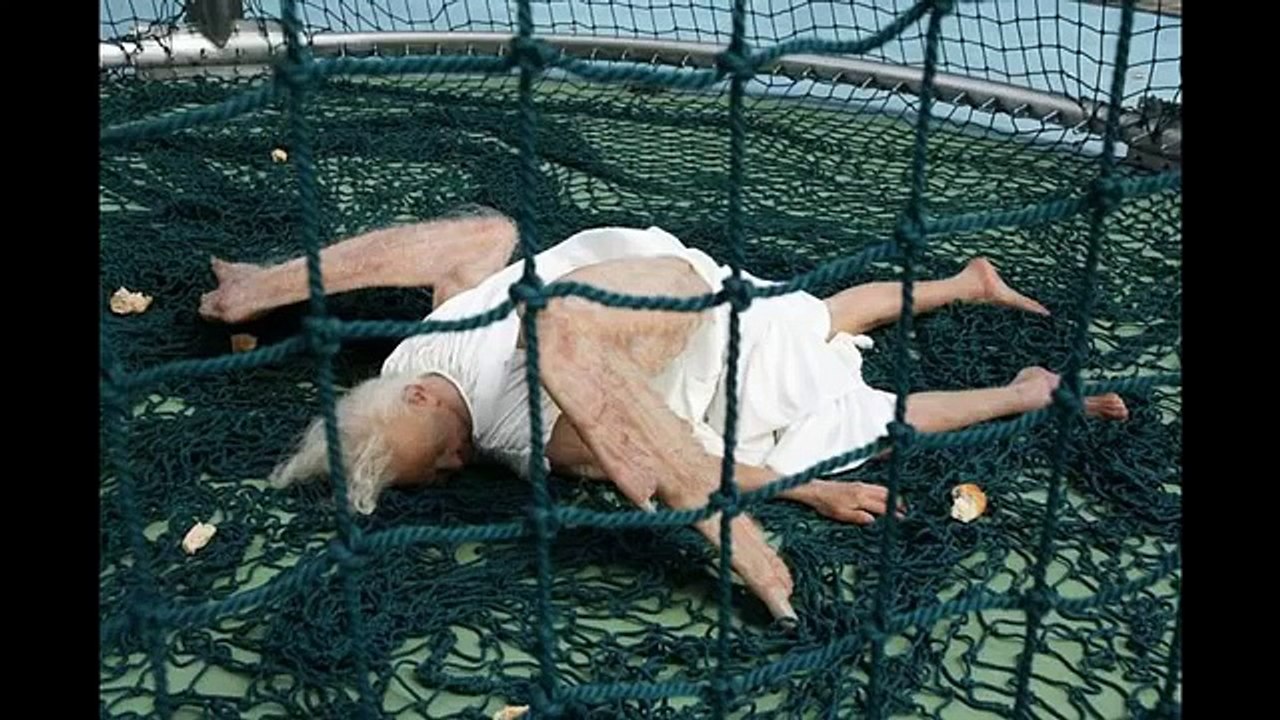 Human-like' Fallen Angel Fell From The Sky In London. SHOC-KING VIDEO!!!!!!