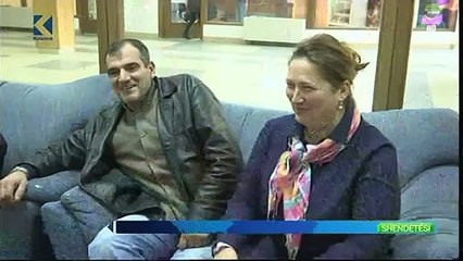 Pas 45 viteve në karrocë, Prizrenasi e gjen shërimin në Indi