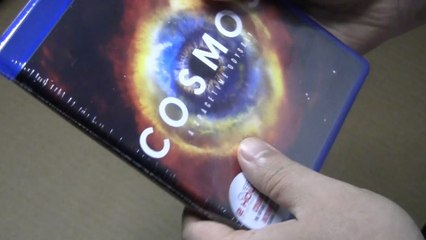 Unboxing of Cosmos: A Spacetime Odyssey with Neil deGrasse Tyson [Blu-ray]