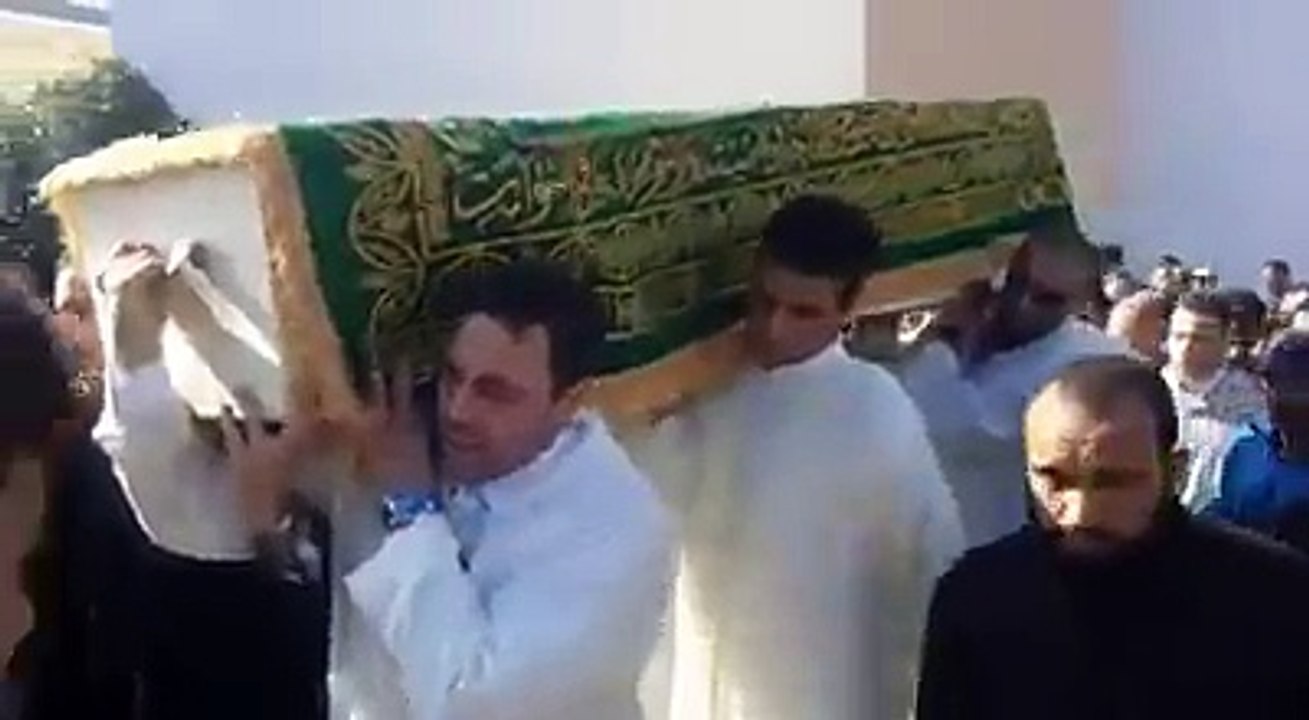 هكذا ودع بدرهاري أخته إلى مثواها الأخير بالقنيطرة