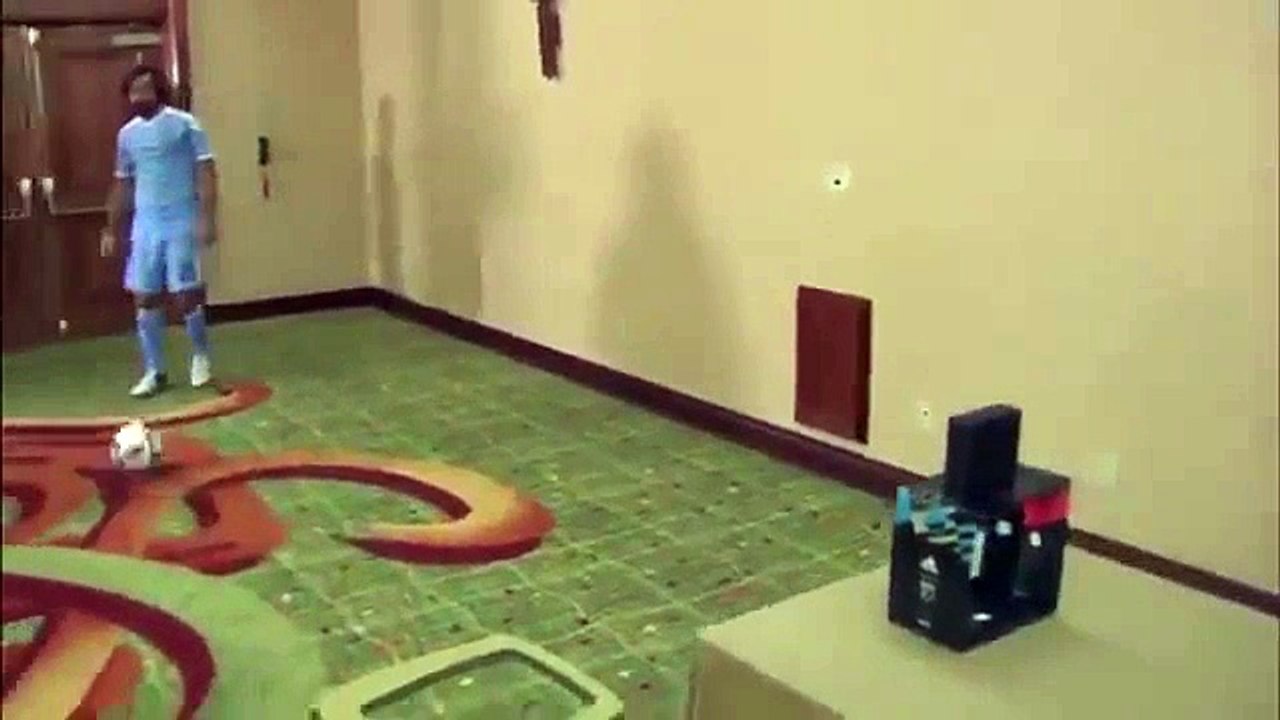 Pirlo vs Lampard vs Keane vs Dempsey vs Gerrard - Challenge 2016