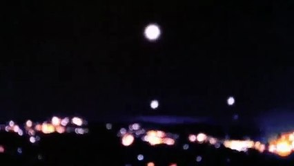 RDJ Group Footage: UFOs Releasing Smaller Ships 🚀