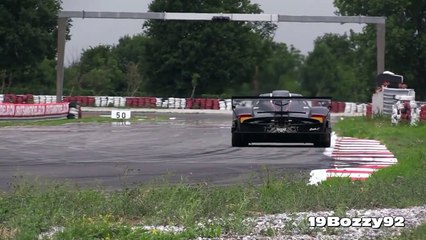 2 x Pagani Zonda R Evolution Sound In Action On Track