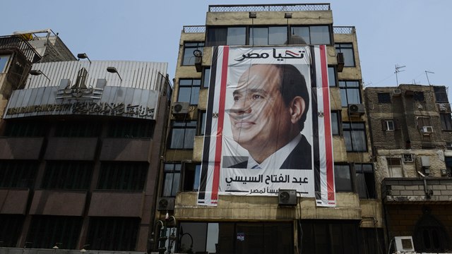 Egypt: Is the media's 'Sisi-mania' waning? - The Listening Post (Lead)