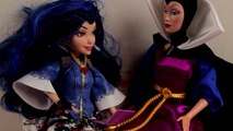 Куклы Принцессы Дисней козни злой королевы видео с игрушками для девочек игры для детей