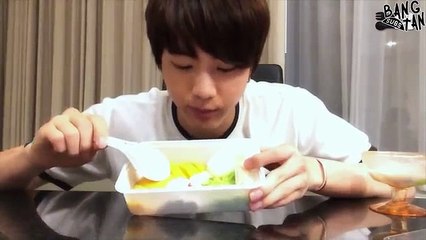 [ENG] 150813 BOMB: Jung Kook with Fun