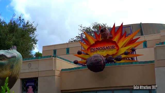 [4K] DINOSAUR Ride - Similar to Indiana Jones Ride | Disney\'s Animal Kingdom