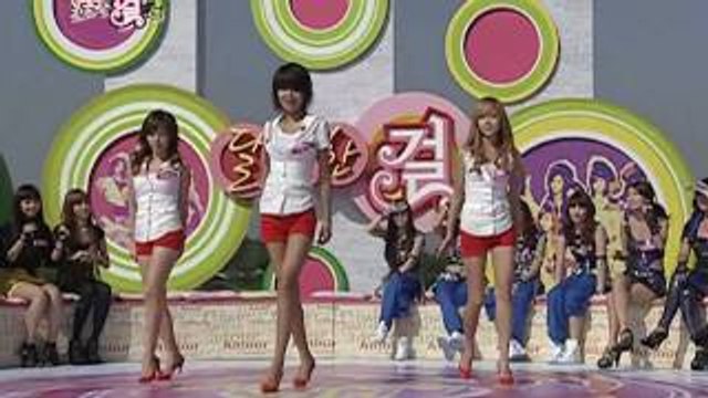 SNSD Jessica Sooyoung Sunny Dance (I kissed a girl) @ Sweet Girl 1/6 Oct 2, 2009 GIRLS GE