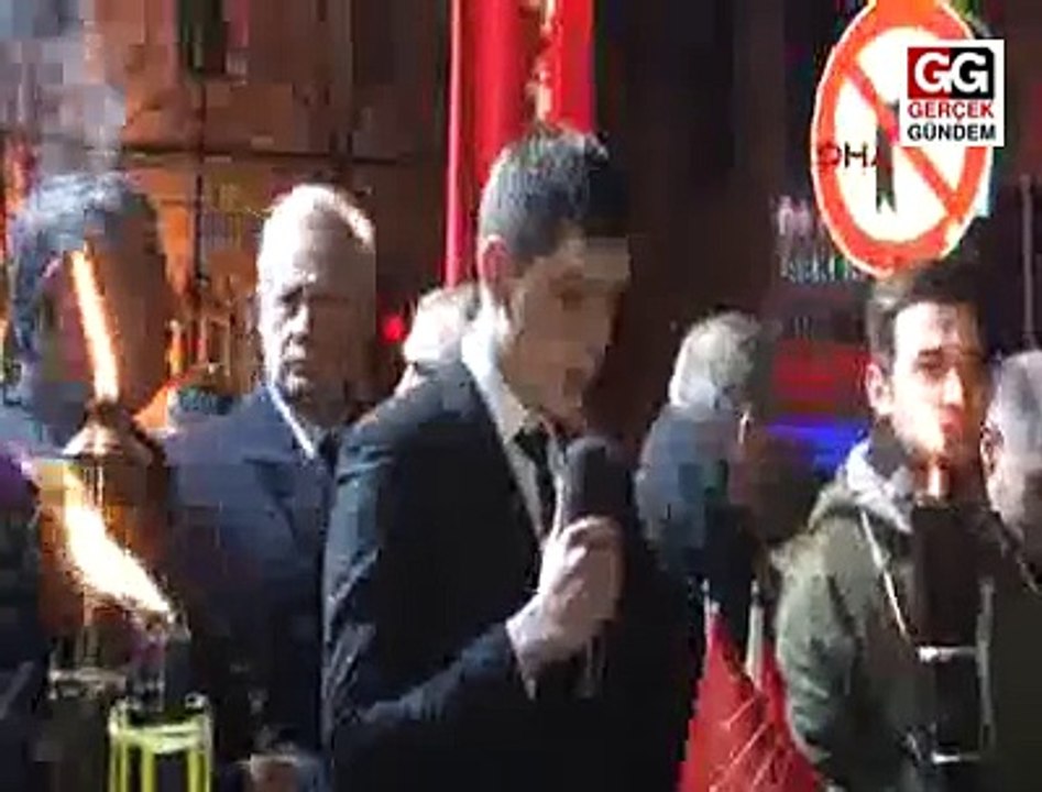 İstanbul'da Harbiye'de Uğur Mumcu anması