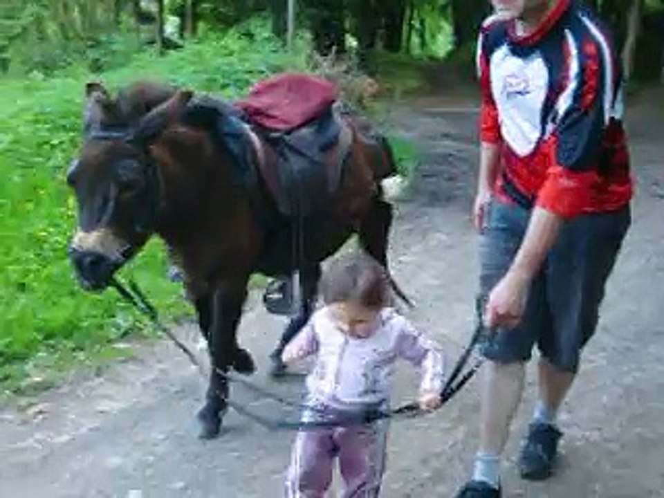 Angélina qui tire uvalou 2014
