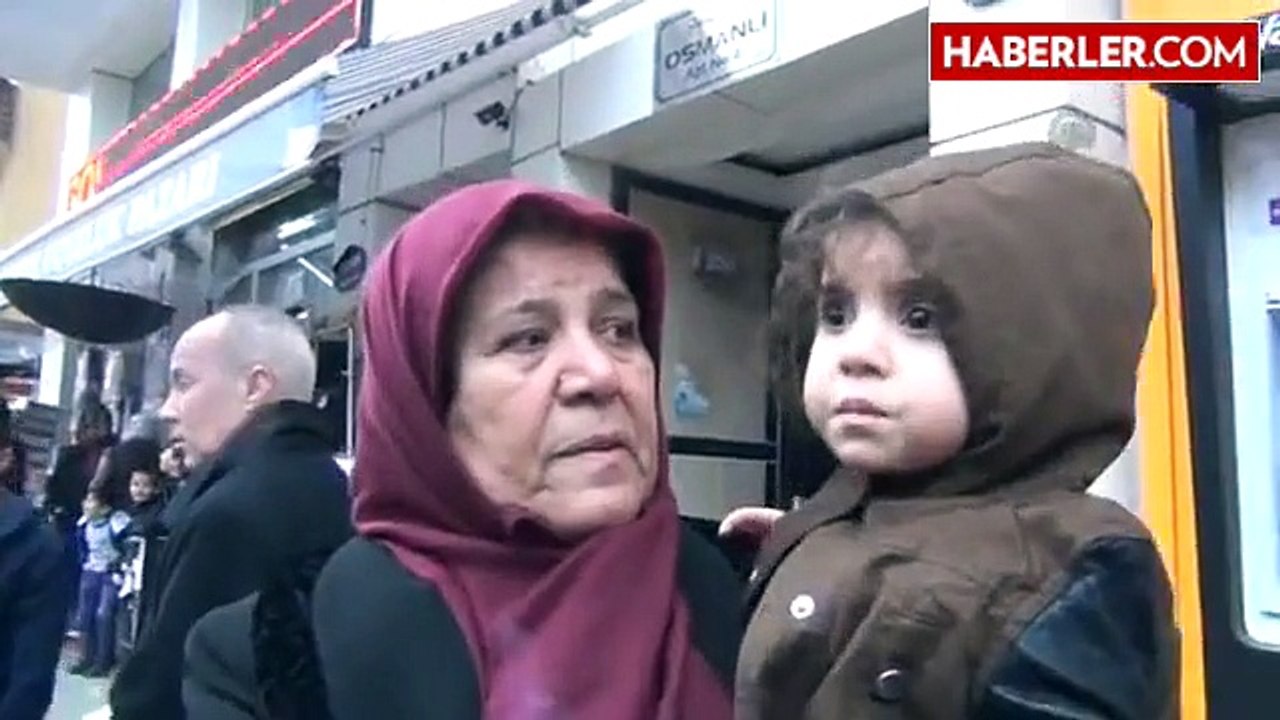 Kalorifer Tesisatı Boruları Patlayınca Evlerini Su Bastı