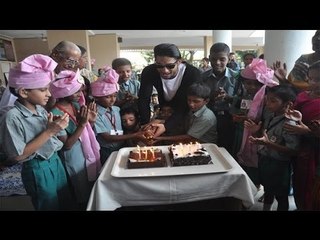 Prateik Babbar visiting 'Save the Children India' NGO