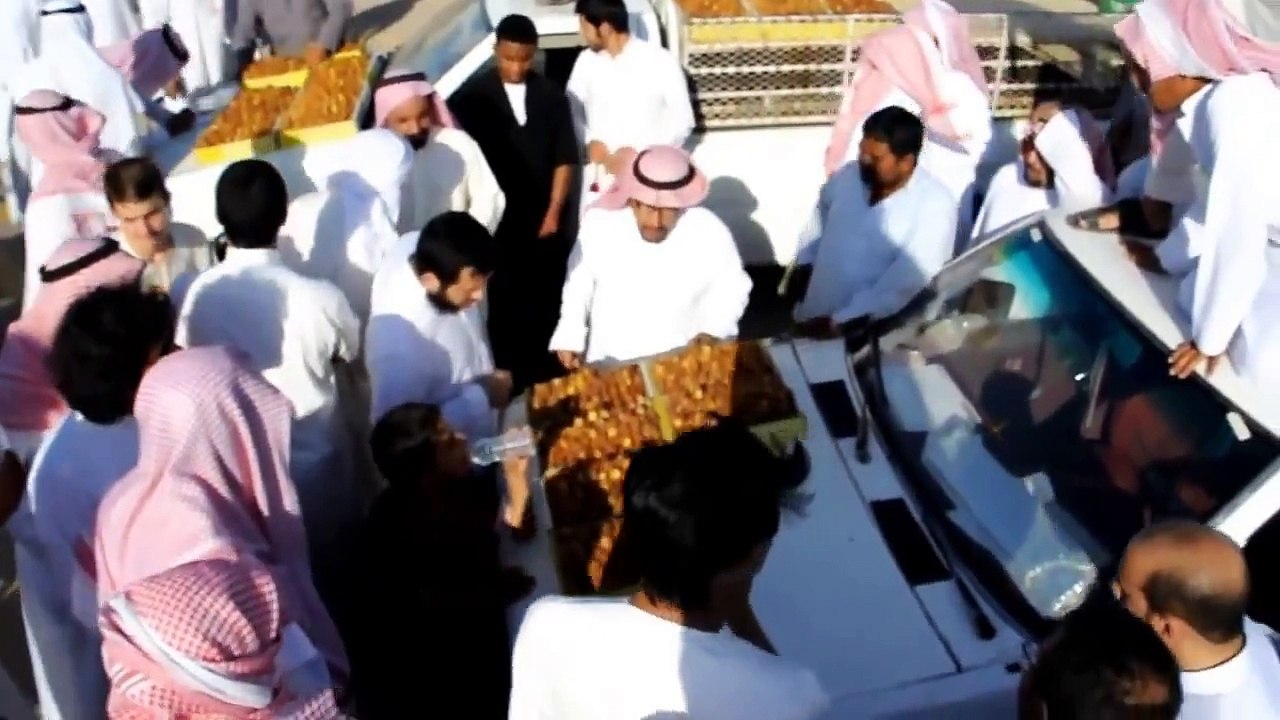 بريدة :حراج التمور في مدينة التمور13 / 10 / 1435هـ