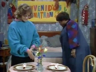 Gimme a Break! S5E16 Beinvenido, Jonathan