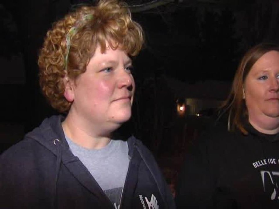 Extended Interview: Women deliver American flag for police dog killed in extended standoff