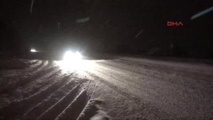 Bolu Dağı'nda Kar ve Tipi Ulaşımı Zorlaştırdı