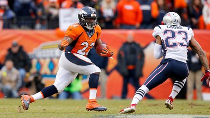 C.J. Anderson breaks free for 30 yards
