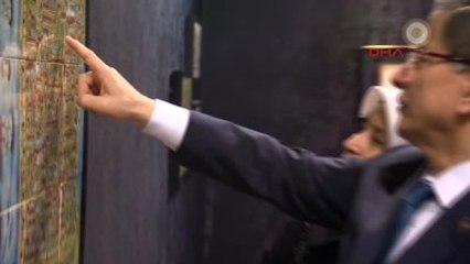 Başbakan Davutoğlu, Matrakçı Nasuh Sergisi'ni Gezdi