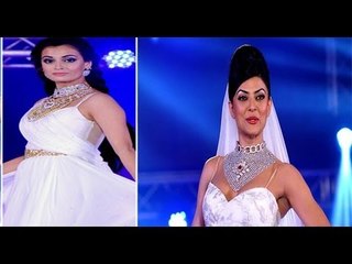 Dia Mirza & Sushmita Sen at India Bullion & Jewellery Awards