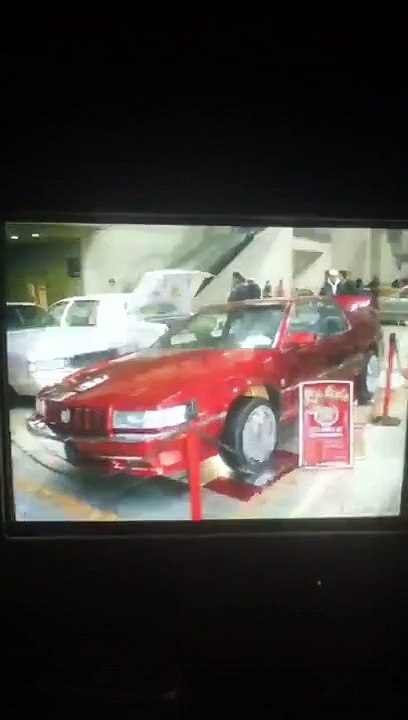 Rich boy cadillac throw some ds