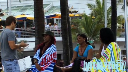 How To Pick Up Girls & Kissing Girls Easily - JUST DO IT !