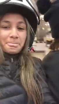 Marseille : Un couple entre en scooter dans un Magasin