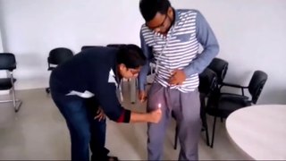 Extremely funny video of University students!!