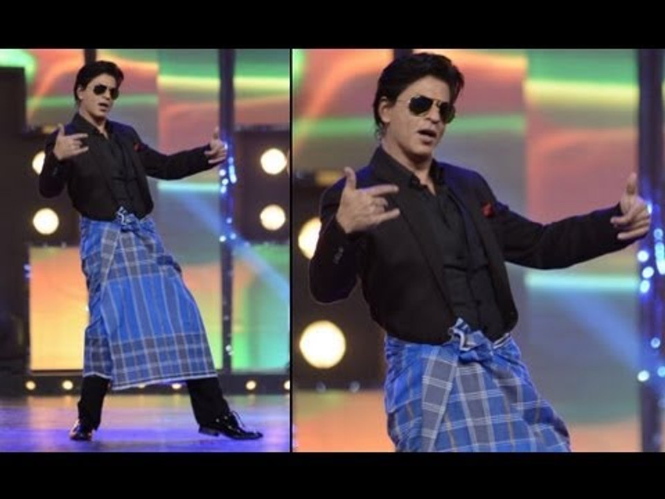 Shahrukh khan Dances On Lungi Dance at Sankalp Dahi Handi 2013 | Worli