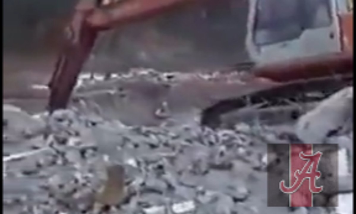 Qayamat Ka Manzar Emotional Bayan By Maulana Tariq Jameel 2015 => MUST WATCH