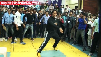 Tiger Shroff Showcases His Taekwondo Skills!