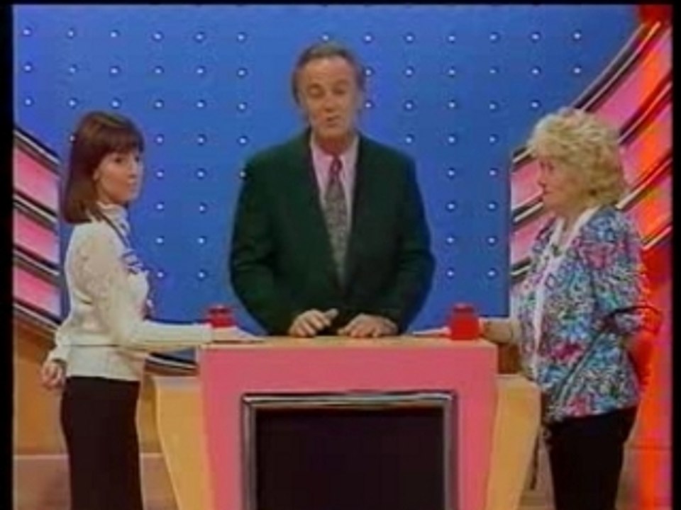 Sacrée Mireille à la famille en Or