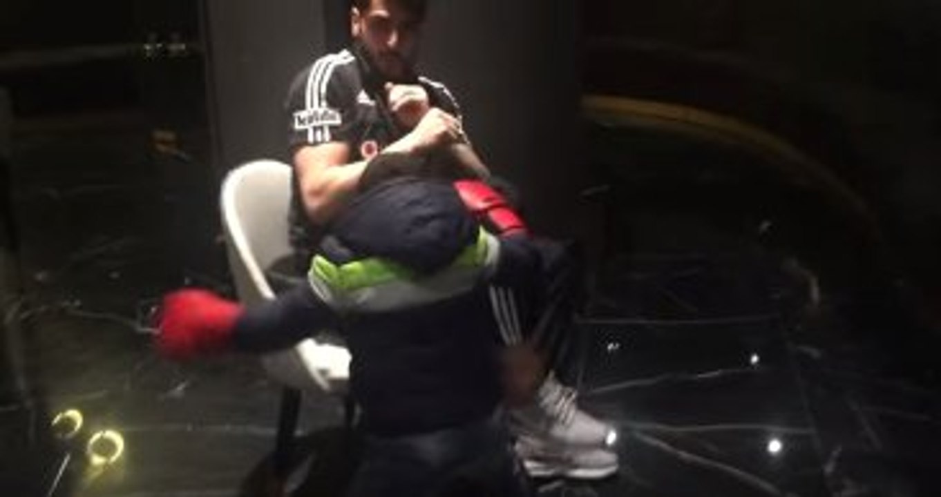 Köksal Baba, Beşiktaşlı Günay'ı Dövdü