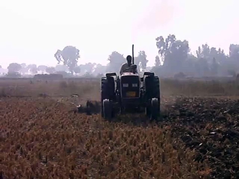 Massey Ferguson MF 385 With Disc Harrow