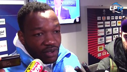 Aulas interpelle Mandanda en zone mixte