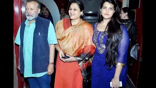 Shahid Kapoor Sister Sanah Kapoor Swinging Shaking Wonderful Pops - mujratube.com