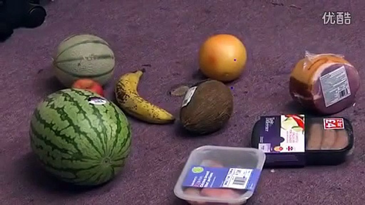 各種食品觸碰10萬伏的電，香蕉最給力！